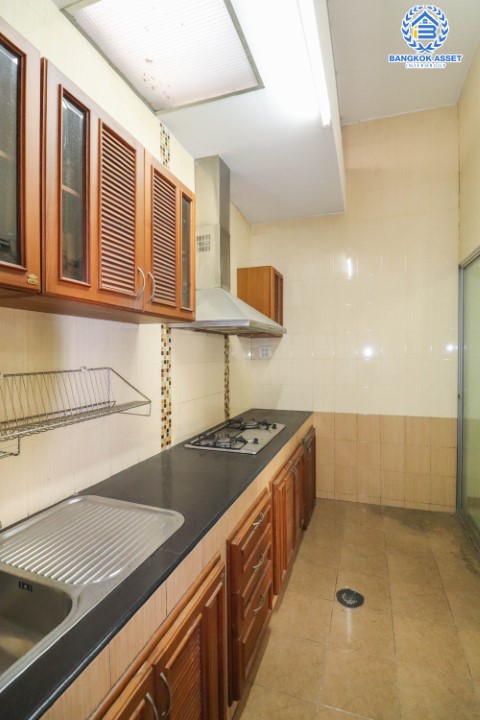 *****ทาวน์เฮ้าส์มือสองย่านนนทบุรี ม.ศุภาลัยวิลล์ รัตนาธิเบศร์ บนเนื้อที่ 18 ตร.ว. ฟังก์ชัน 3 ห้องนอน 3 ห้องน้ำ ทำเลเยี่ยมสุดในย่าน! เฟอร์นิเจอร์ครบ พร้อมอยู่ ใกล้เซ็นทรัลรัตนาธิเบศร์, รถไฟฟ้าสายสีม่วง "สถานีศูนย์ราชการนนทบุรี" และทางด่วน "งามวงศ์วาน"